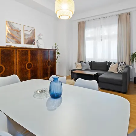 In Friedrichshain Apartamento